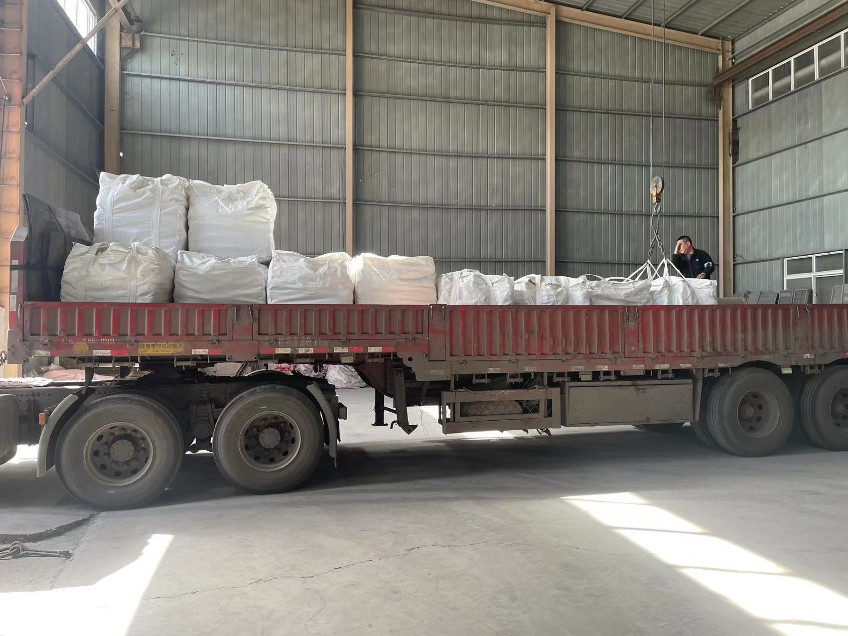 Tranport 20MTs Brown Fused Alumina to BAHRAIN News -1-