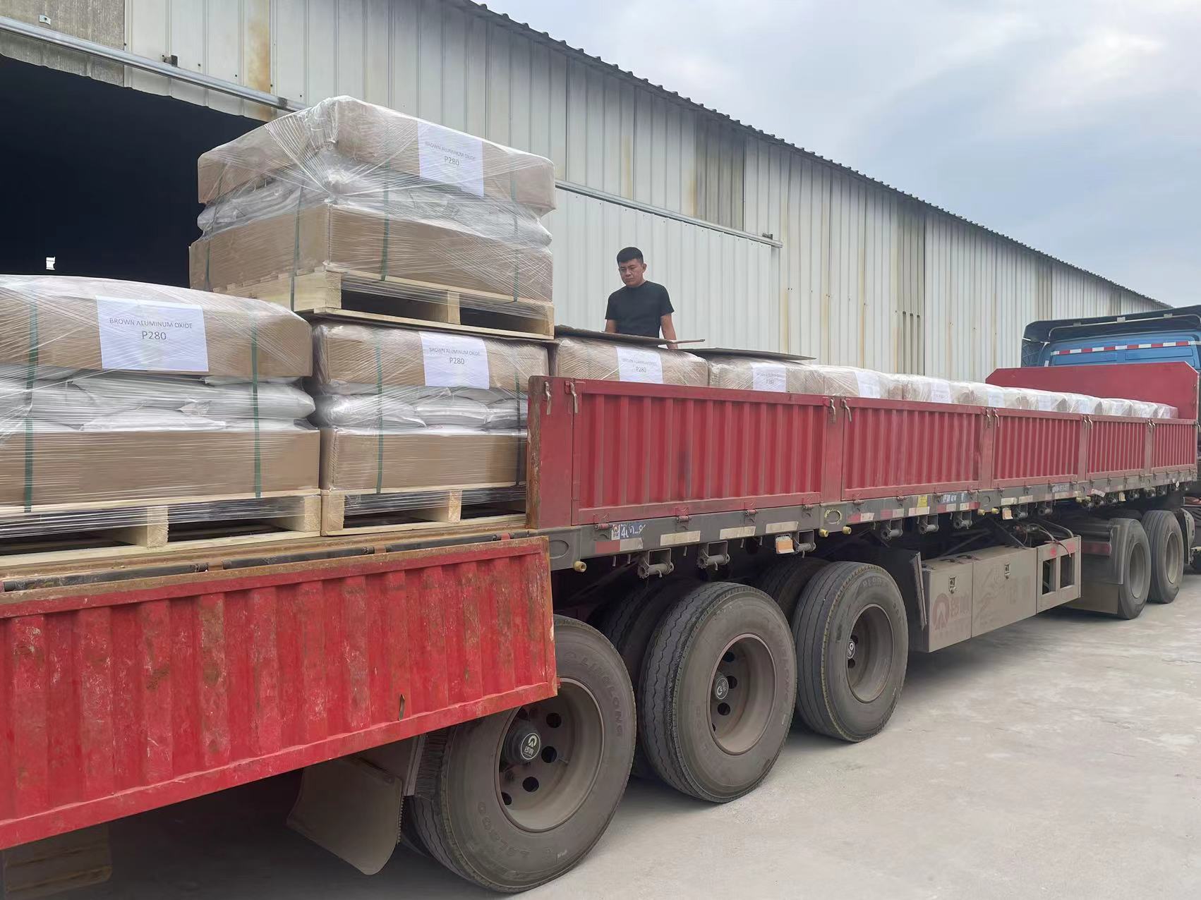 Delivering 100Ts brown alumina oxide 280# to Polan News -1-